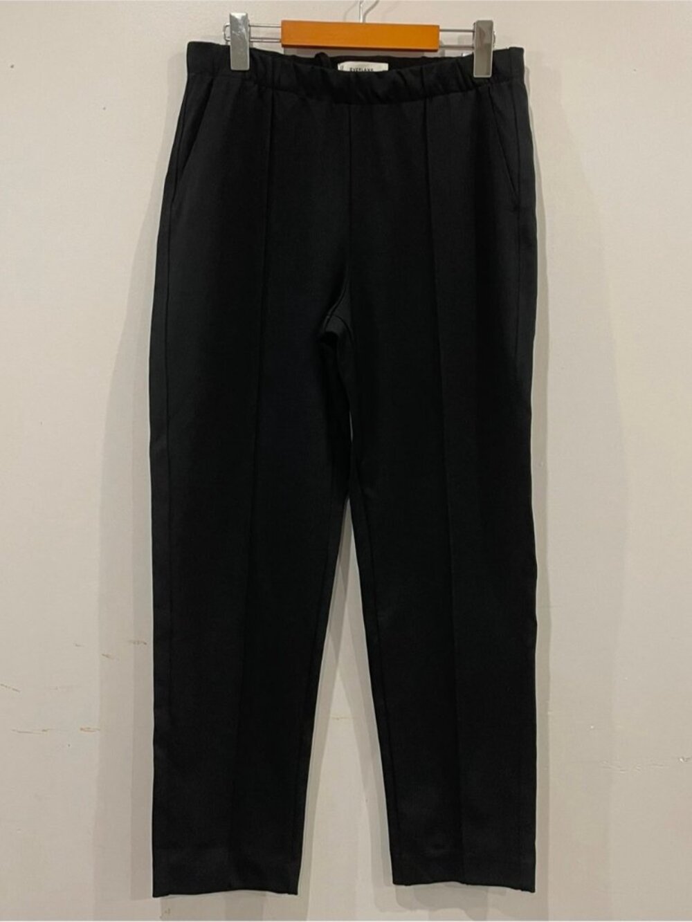 Everlane Black Pull-On Pants – Size M - Picture 2 of 7